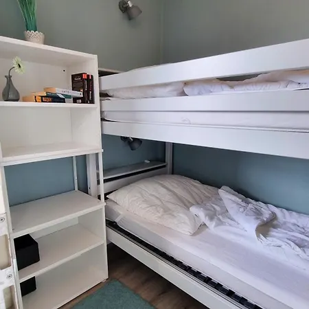 Apartment L10-005
